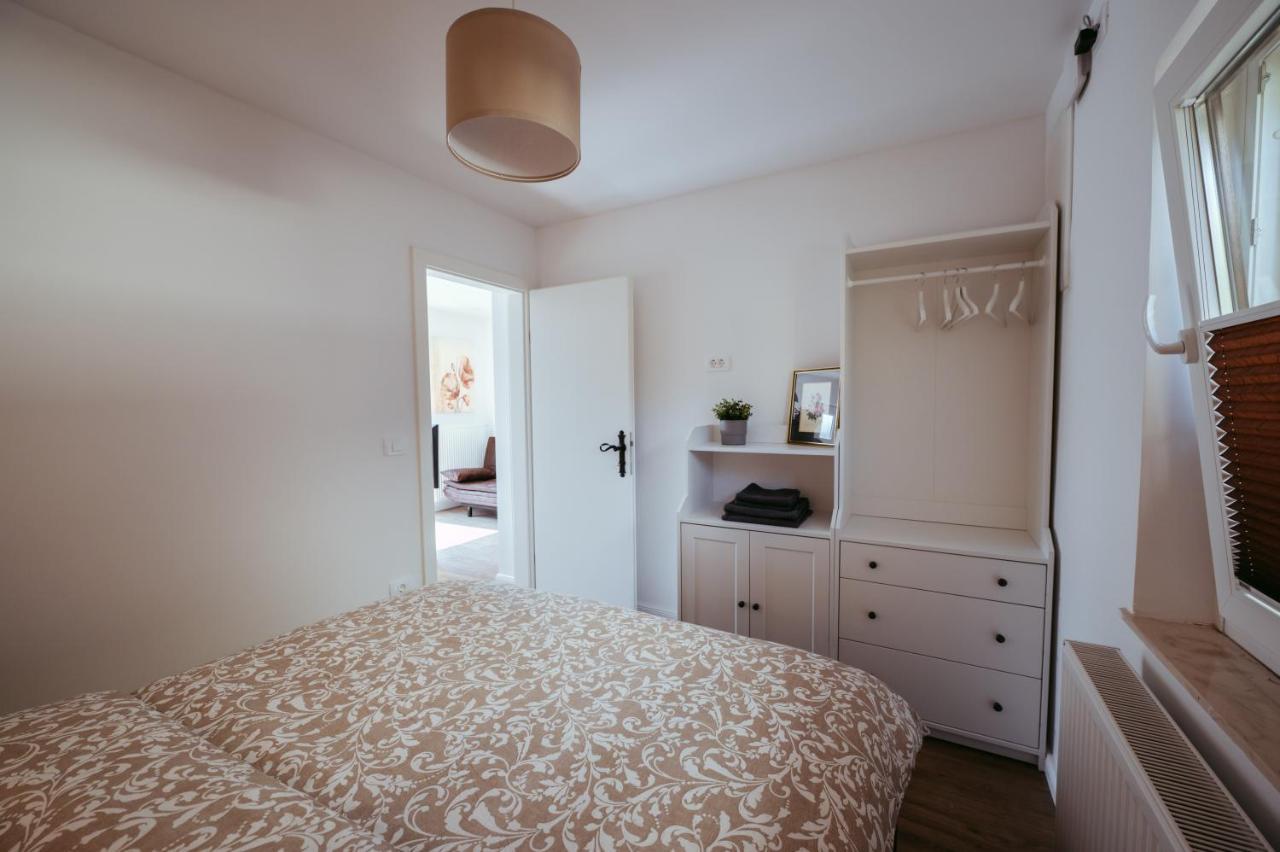 Apartment Oddih With Terrace And Private Sauna Блед Екстериор снимка